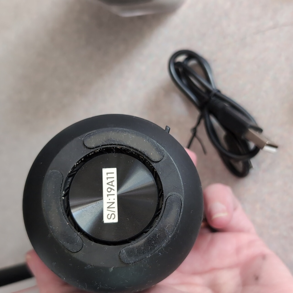 Electronic Items - Picture 4 of 17